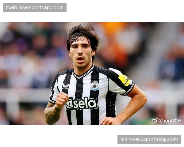 布莱顿轮换检验防线储备 荷兰中卫范黑克适应英超节奏 布莱顿轮换检验防线储备 荷兰中卫范黑克适应英超节奏